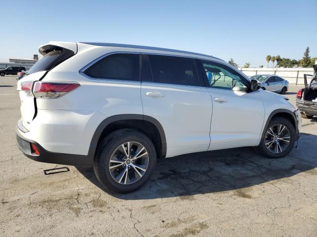 Photo 3 from auction – 2016 TOYOTA HIGHLANDER with VIN 5TDKKRFH6GS174246