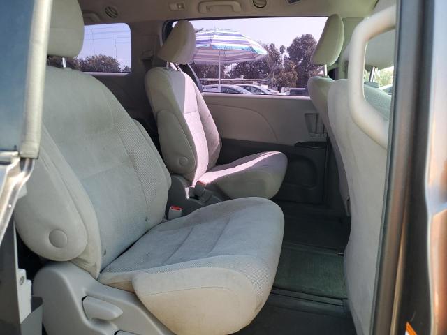 Photo 11 from auction – 2017 TOYOTA SIENNA with VIN 5TDZZ3DC6HS855152