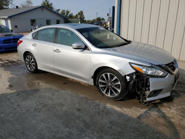 Photo 4 from auction – 2017 NISSAN ALTIMA 2.5 with VIN 1N4AL3AP1HC201916