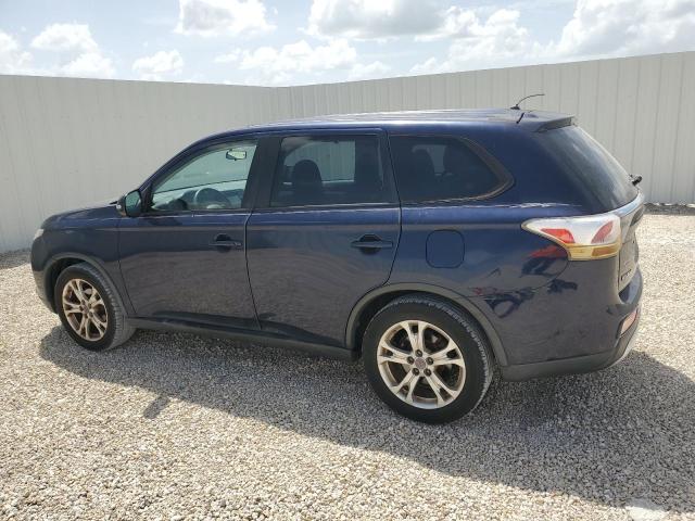 Photo 2 from auction – 2015 MITSUBISHI OUTLANDER with VIN JA4AD3A38FZ008591
