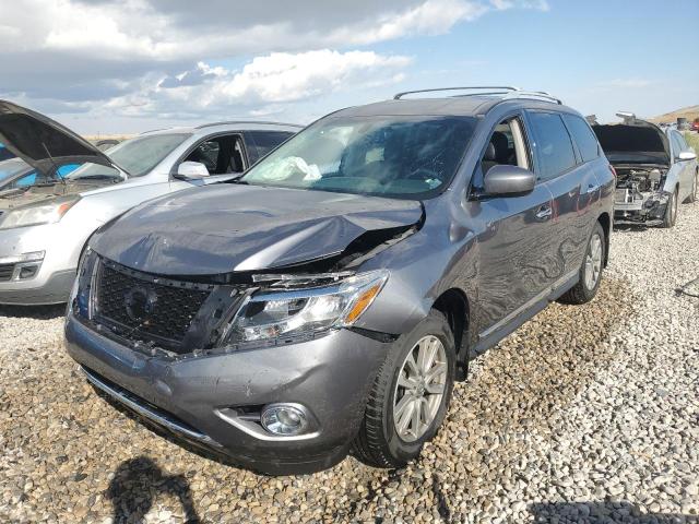 NISSAN PATHFINDER 2016 with VIN 5N1AR2MM1GC671765 - Photo from auction