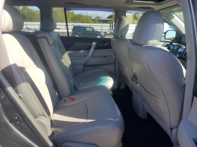 Photo 11 from auction – 2013 TOYOTA HIGHLANDER with VIN 5TDBK3EH7DS242015