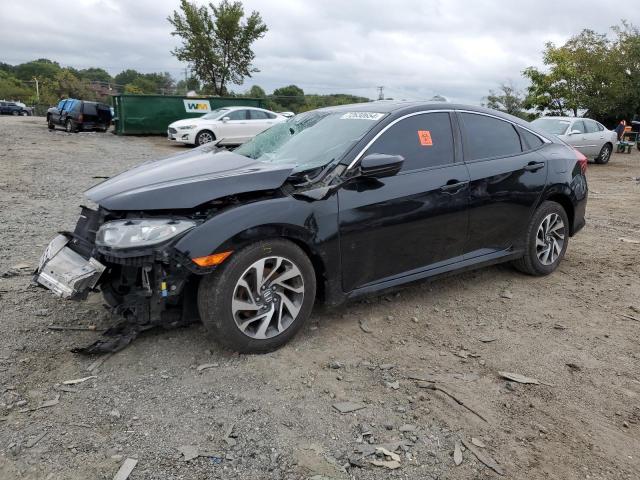 HONDA CIVIC EX 2018 مع رقم تعريف المركبة 2HGFC2F76JH558581 - صورة من المزاد
