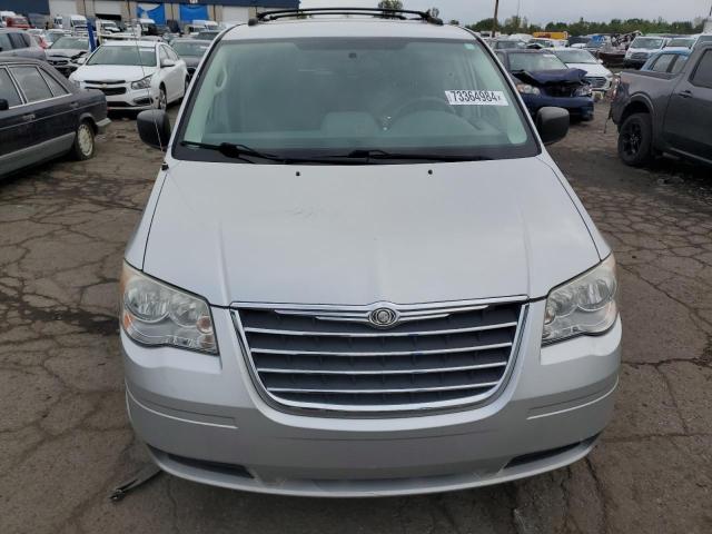 Photo 5 from auction – 2010 CHRYSLER TOWN & COU with VIN 2A4RR4DE0AR344553