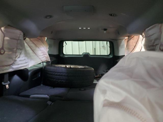 Photo 10 from auction – 2016 CHEVROLET SUBURBAN K with VIN 1GNSKHKC7GR246579