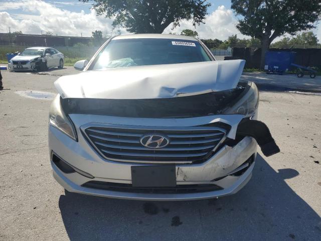 Photo 5 from auction – 2016 HYUNDAI SONATA SE with VIN 5NPE24AF8GH331092