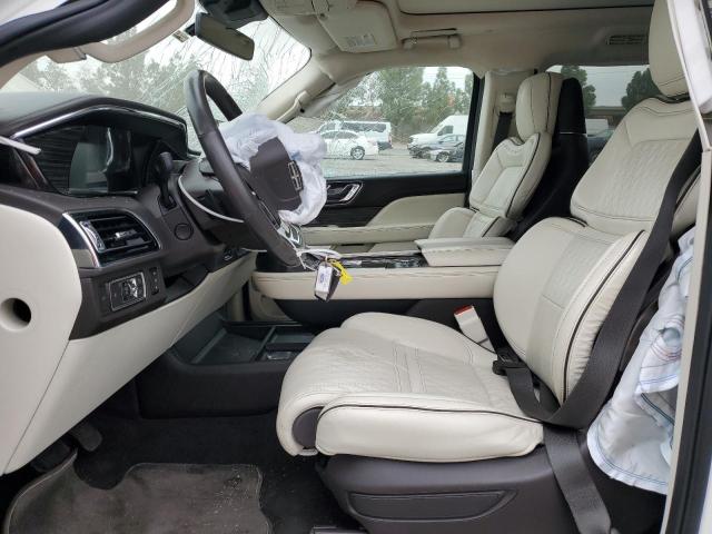 Photo 7 from auction – 2022 LINCOLN NAVIGATOR with VIN 5LMJJ2TT5NEL02261