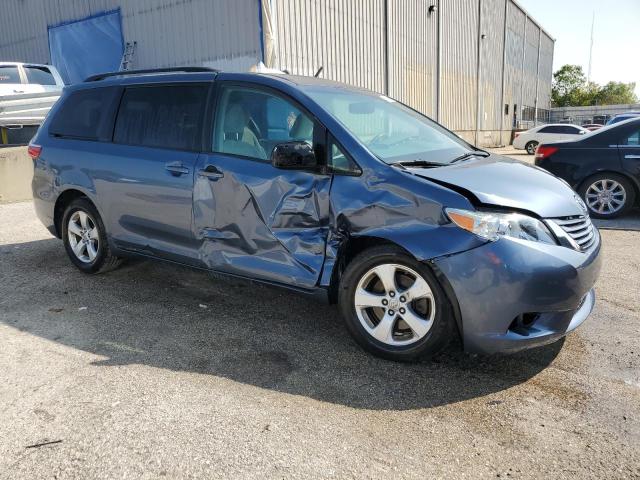 Photo 4 from auction – 2017 TOYOTA SIENNA LE with VIN 5TDKZ3DC7HS858773