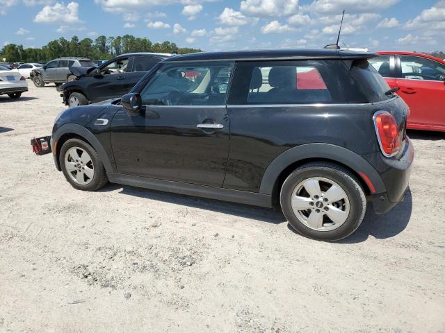 Photo 2 from auction – 2020 MINI COOPER with VIN WMWXR3C06L2M11555