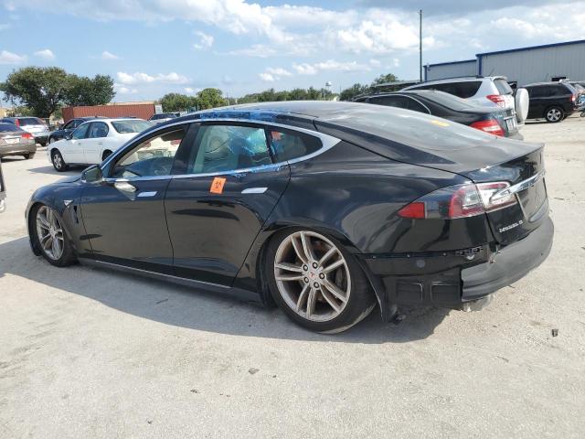 Photo 2 from auction – 2013 TESLA MODEL S with VIN 5YJSA1AG3DFP08290