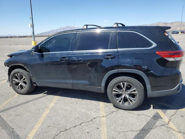 Photo 2 from auction – 2017 TOYOTA HIGHLANDER with VIN 5TDZARFH5HS032358