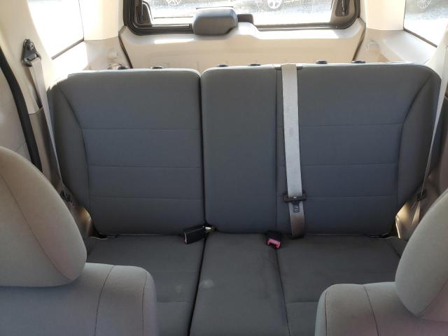Photo 10 from auction – 2010 FORD ESCAPE XLS with VIN 1FMCU0C75AKA04735