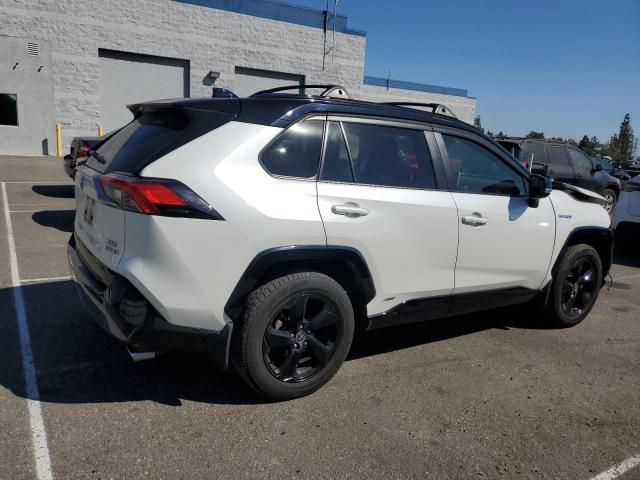 Photo 3 from auction – 2020 TOYOTA RAV4 XSE with VIN JTMEWRFV8LJ033368