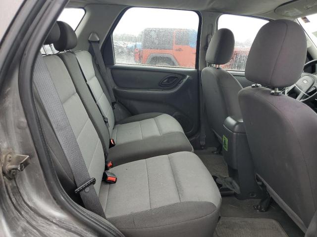 Photo 11 from auction – 2006 FORD ESCAPE XLS with VIN 1FMCU92Z86KB46835