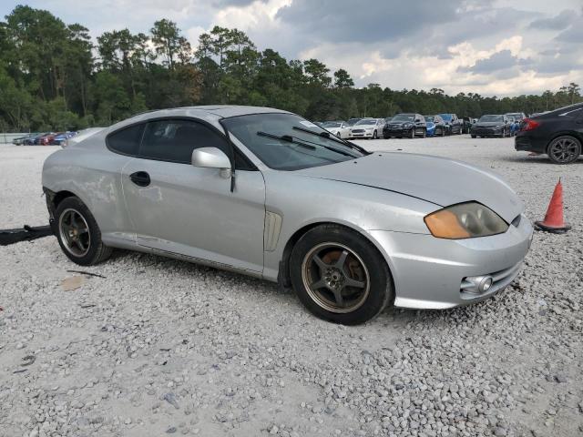 Photo 4 from auction – 2004 HYUNDAI TIBURON with VIN KMHHM65D24U150451