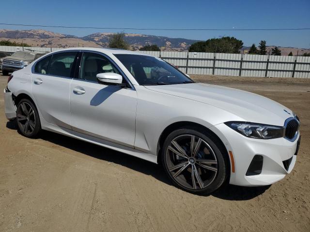 صورة رقم 4 من المزاد - 2024 BMW 330I مع VIN 3MW69FF00R8E13692