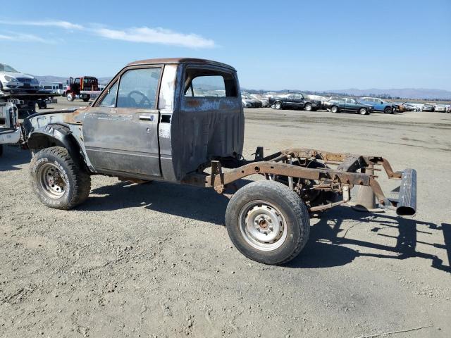 Photo 2 from auction – 1983 TOYOTA PICKUP RN3 with VIN JT4RN38S0D0056459