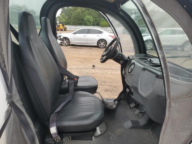 Photo 5 from auction – 2018 GEM E2 with VIN 52CG2AGA7J0017239