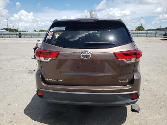 Photo 6 from auction – 2018 TOYOTA HIGHLANDER with VIN 5TDZARFH0JS041541