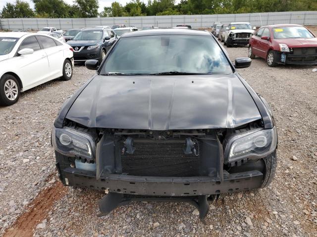 Photo 5 from auction – 2019 CHRYSLER 300 S with VIN 2C3CCABG0KH601142
