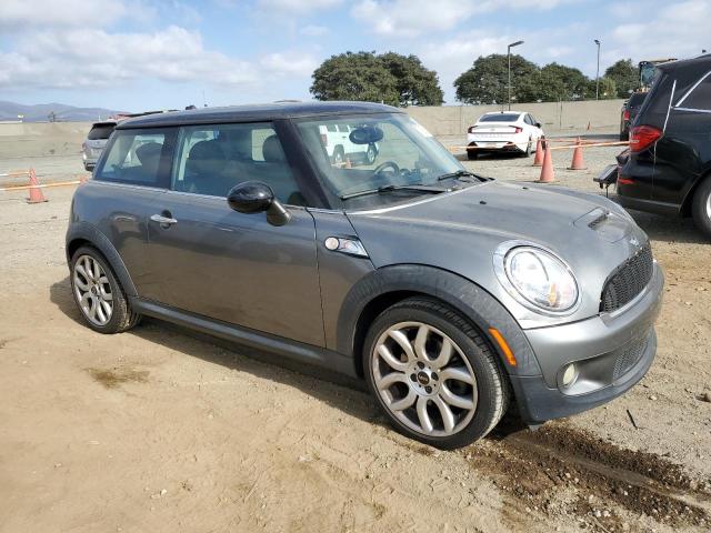 Photo 4 from auction – 2009 MINI COOPER S with VIN WMWMF73569TW86845