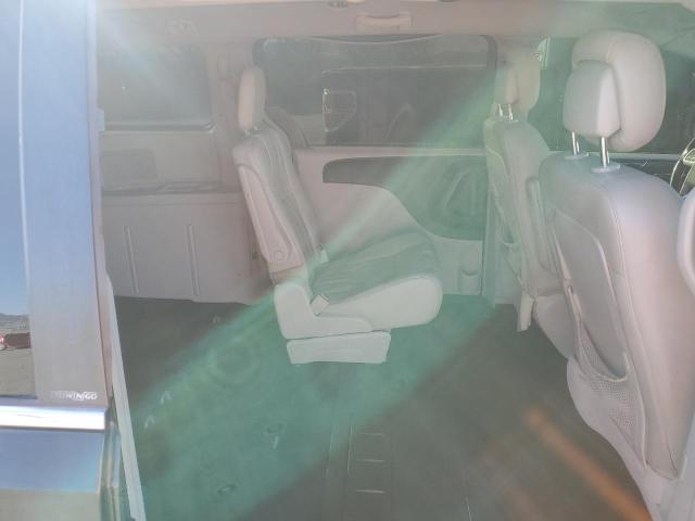 Photo 11 from auction – 2012 CHRYSLER TOWN & COU with VIN 2C4RC1BG6CR170503