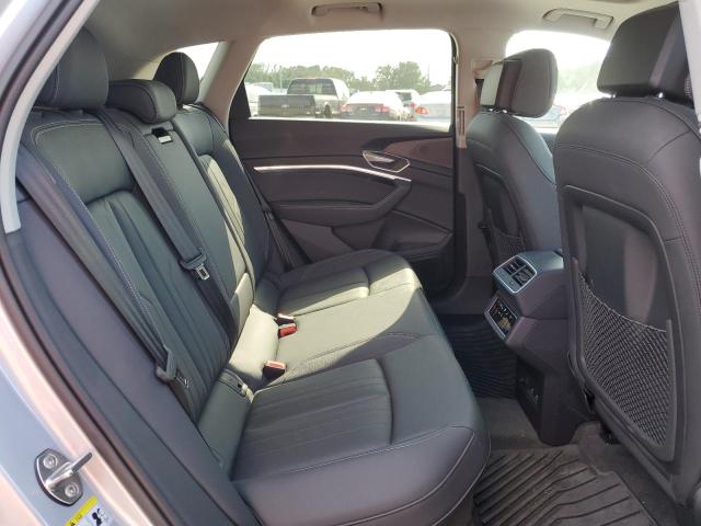 Photo 11 from auction – 2022 AUDI E-TRON PRE with VIN WA1AAAGE9NB046702