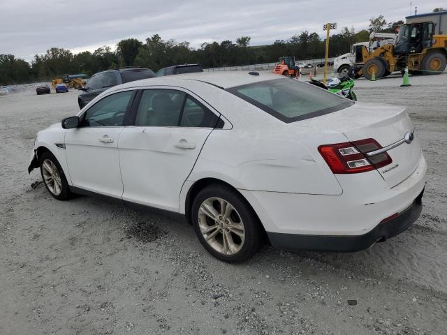 Photo 2 from auction – 2015 FORD TAURUS SE with VIN 1FAHP2D82FG178430