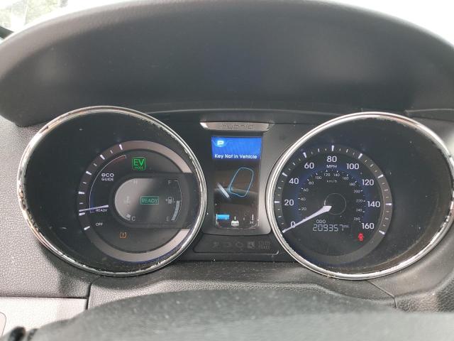 Photo 9 from auction – 2013 HYUNDAI SONATA HYB with VIN KMHEC4A49DA066726