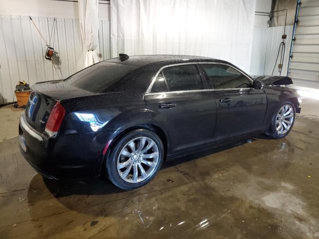 Foto 3 de la subasta – 2017 CHRYSLER 300 LIMITE con VIN 2C3CCAAG5HH668202