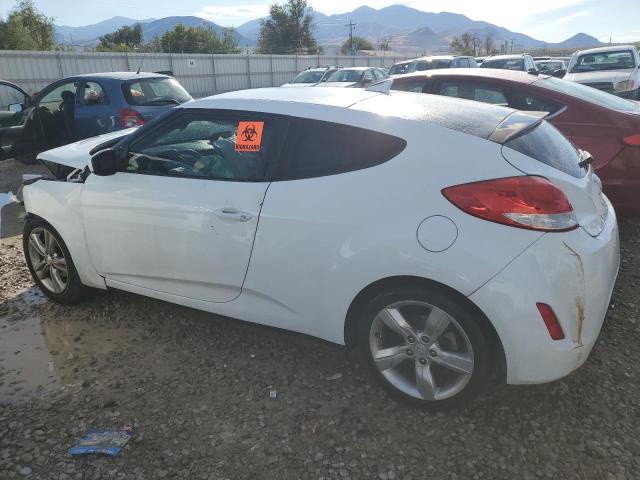 Photo 2 from auction – 2015 HYUNDAI VELOSTER with VIN KMHTC6ADXFU227833