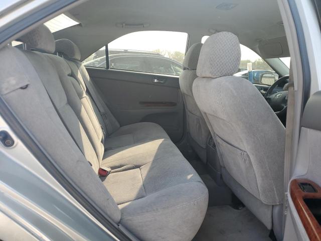 Photo 10 from auction – 2004 TOYOTA CAMRY LE with VIN 4T1BE32K14U843547