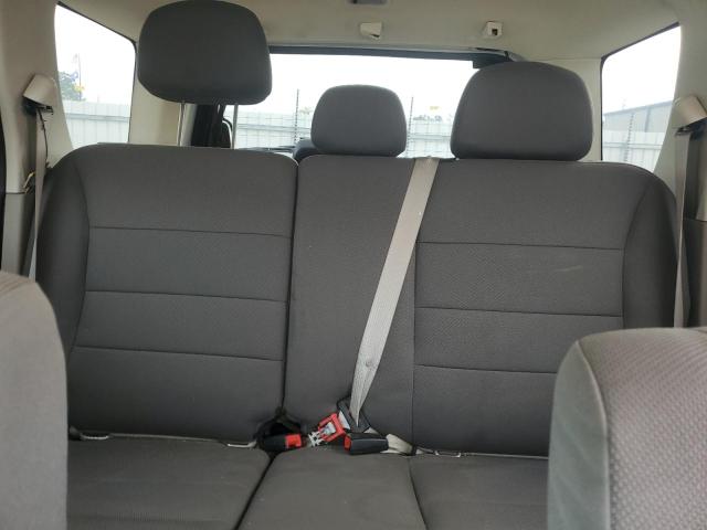 Photo 10 from auction – 2010 FORD ESCAPE XLT with VIN 1FMCU0DG6AKB18662