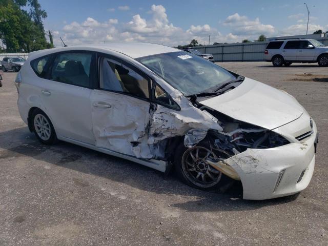 Photo 4 from auction – 2013 TOYOTA PRIUS V with VIN JTDZN3EU3D3253257