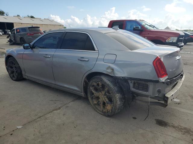 Zdjęcie 2 z aukcji – 2017 CHRYSLER 300 LIMITE z VIN 2C3CCAAG3HH577512