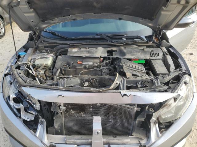 Photo 11 from auction – 2017 HONDA CIVIC LX with VIN 19XFC2F52HE059845