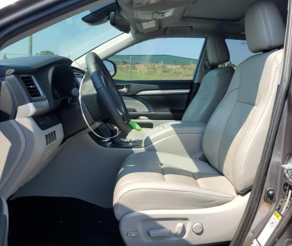 Photo 7 from auction – 2019 TOYOTA HIGHLANDER with VIN 5TDKZRFH2KS566709