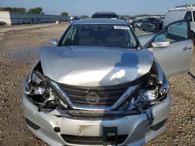 Photo 11 from auction – 2017 NISSAN ALTIMA 2.5 with VIN 1N4AL3AP5HC226656