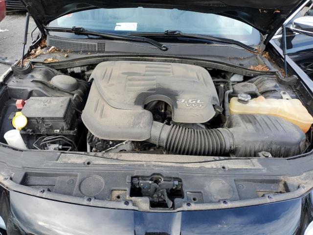 Photo 11 from auction – 2017 CHRYSLER 300C with VIN 2C3CCAEG1HH663184