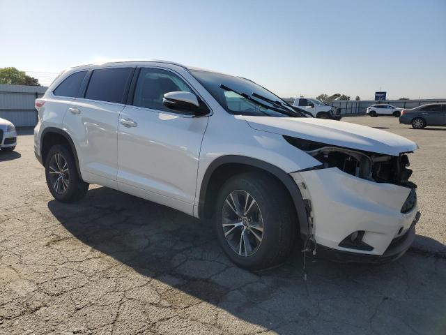 Photo 4 from auction – 2016 TOYOTA HIGHLANDER with VIN 5TDKKRFH6GS174246