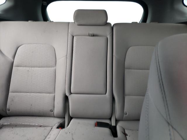 Photo 10 from auction – 2019 HYUNDAI TUCSON SE with VIN KM8J23A47KU019461