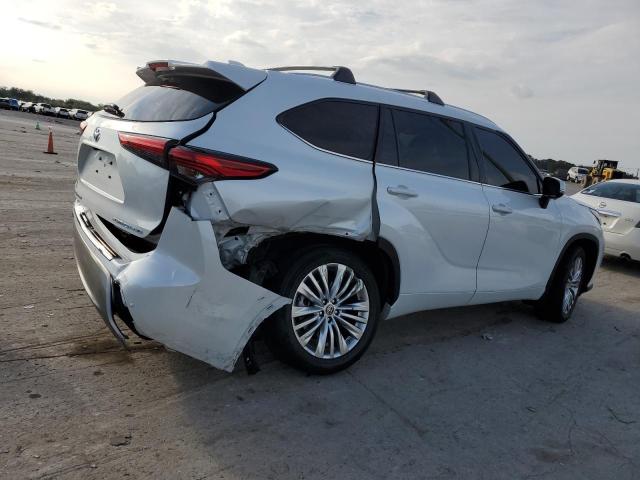 Photo 3 from auction – 2023 TOYOTA HIGHLANDER with VIN 5TDKDRBH2PS041855