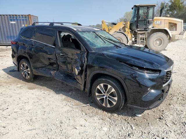Photo 4 from auction – 2022 TOYOTA HIGHLANDER with VIN 5TDGZRBH6NS596313