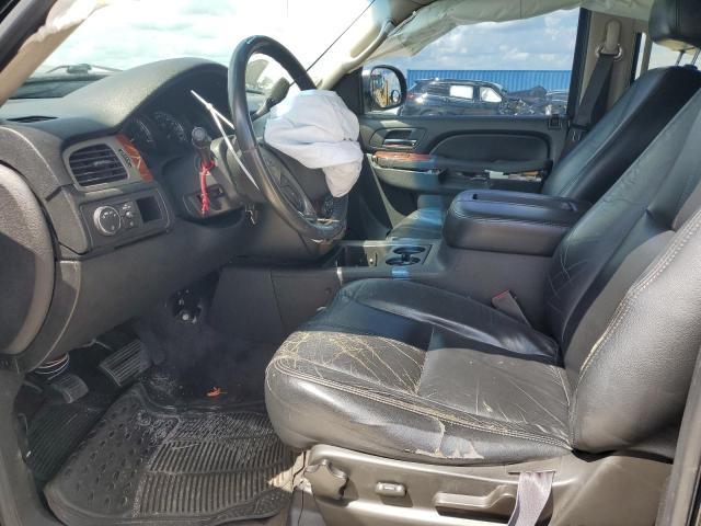 Снимка 7 от търг – 2011 CHEVROLET SUBURBAN C с VIN 1GNSCHE07BR240692