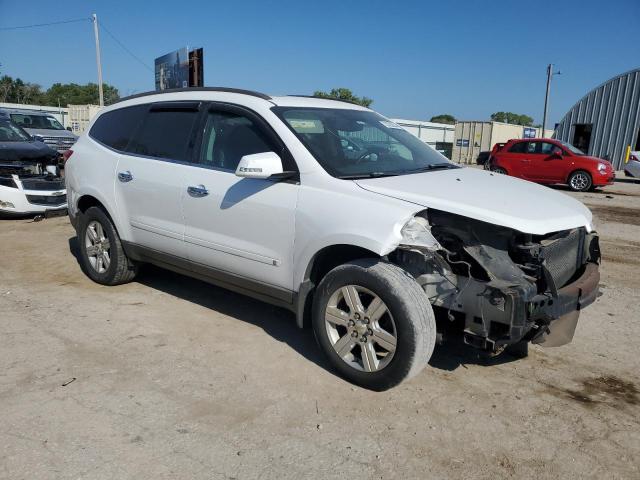 Photo 4 from auction – 2010 CHEVROLET TRAVERSE L with VIN 1GNLVGED6AS112155
