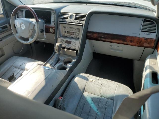 Photo 8 from auction – 2004 LINCOLN NAVIGATOR with VIN 5LMFU28R94LJ23919