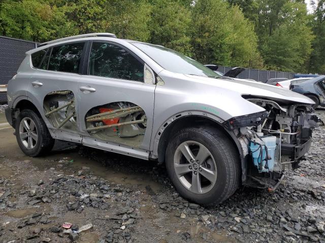 Photo 4 from auction – 2015 TOYOTA RAV4 XLE with VIN 2T3RFREV2FW287540