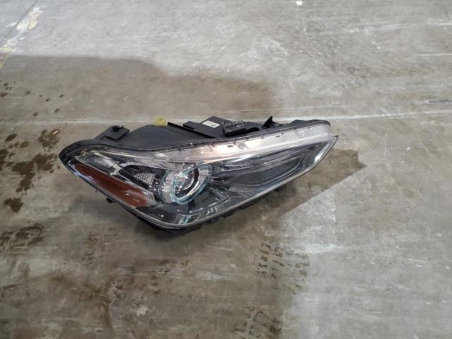 Photo 12 from auction – 2022 TOYOTA COROLLA LE with VIN 5YFEPMAE2NP295845