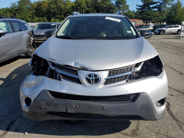 Photo 5 from auction – 2015 TOYOTA RAV4 LE with VIN JTMBFREV6FD145271
