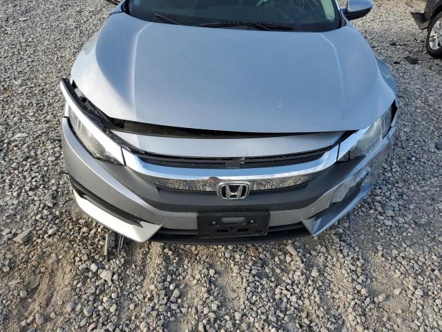 Photo 11 from auction – 2017 HONDA CIVIC LX with VIN 2HGFC2F59HH511442